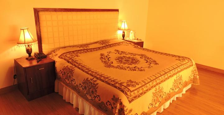The Tal Paradise Bhīm Tāl 외부 사진